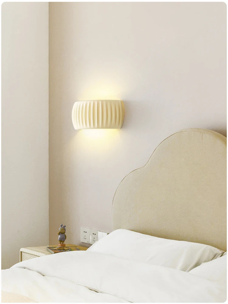 French European Wall Lamp Resin Bedroom Bedside Lamp Corridor Lamp Balcony Living Room Dining Room Simple Modern Wall Lamp