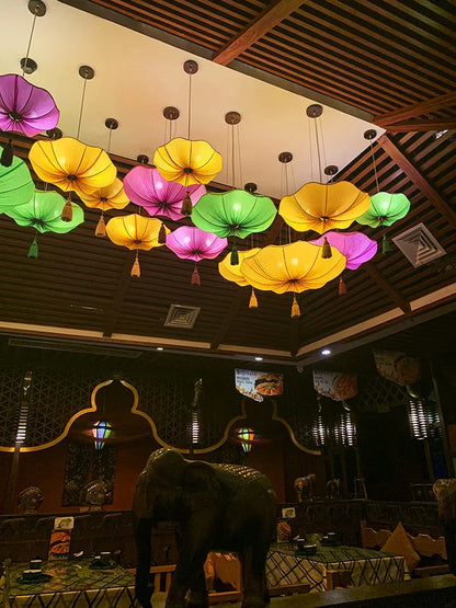 Chinese Lantern Pendant Lights Southeast Asian Handmade Fabric Hanging Lamp Restaurant Kitchen Lotus Leaf Suspension Lustre Lamp